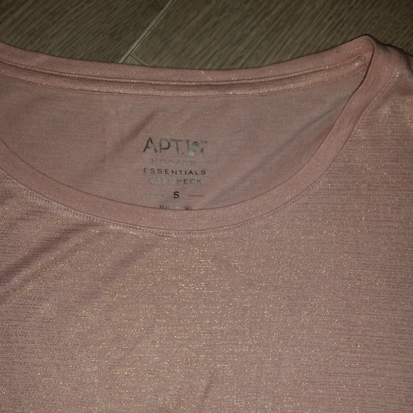 Apt. 9 Crewneck Tee in Pink and Gold – Size S - Picture 2 of 6